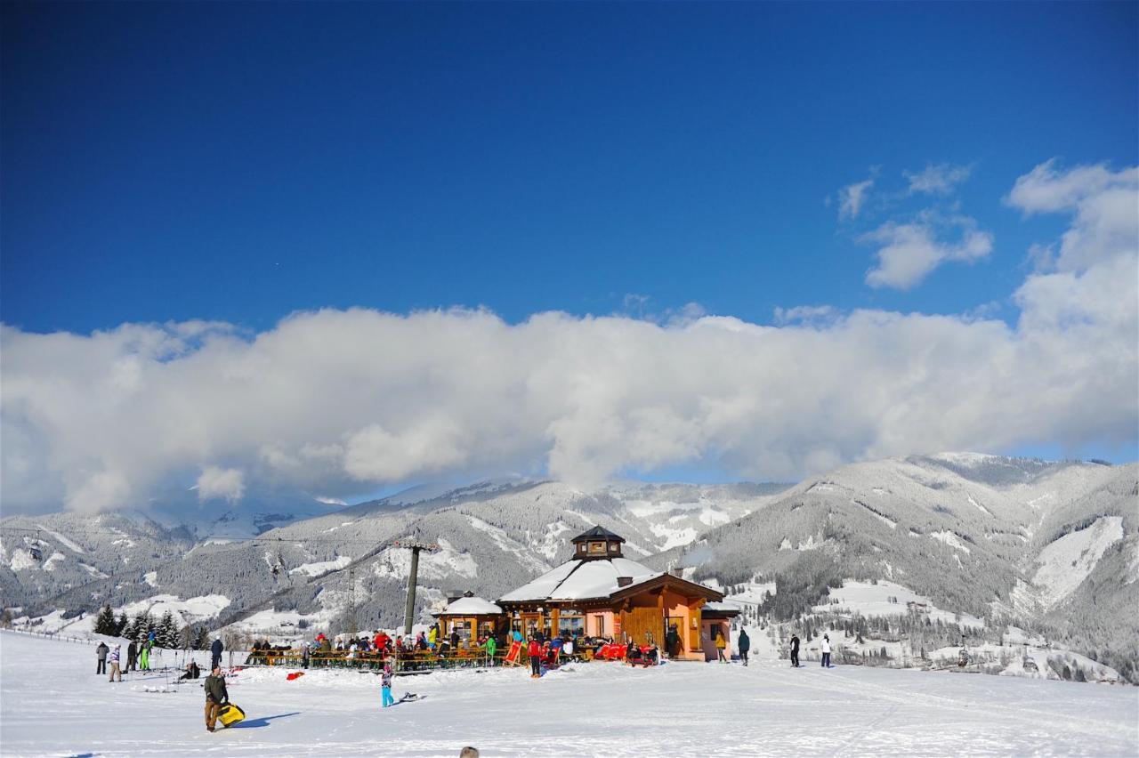 Ski-In Ski-Out Chalet Maiskogel "Bergli" - By Alpen Apartments Kaprun Zewnętrze zdjęcie